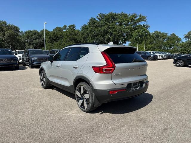 Photo of 2023 Silver Volvo XC40 Recharge Pure Electric