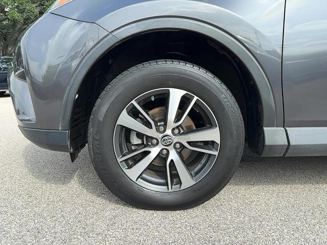 Photo of 2017 Magnetic Gray Toyota RAV4