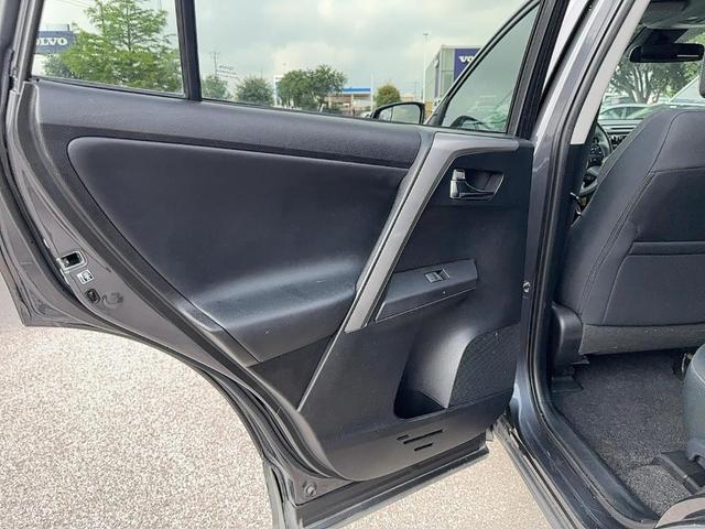 Photo of 2017 Magnetic Gray Toyota RAV4