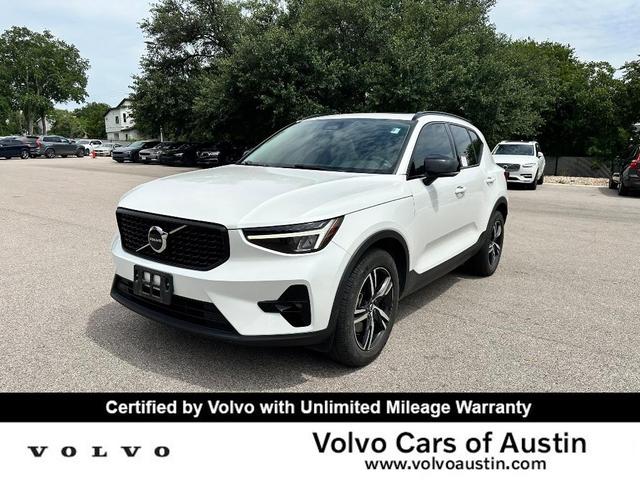 2023 Volvo XC40