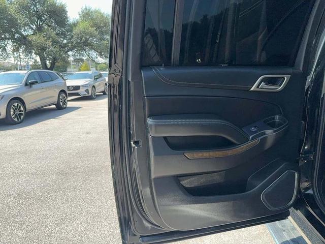 Photo of 2019 Onyx Black GMC Yukon XL