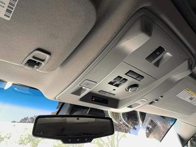 Photo of 2019 Onyx Black GMC Yukon XL