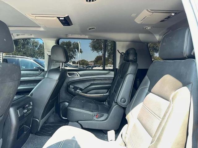 Photo of 2019 Onyx Black GMC Yukon XL