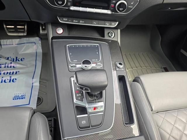 Photo of 2018 Blue Audi SQ5