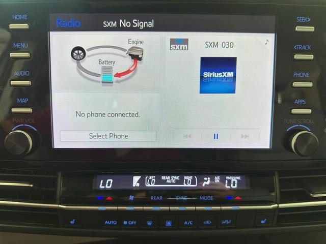 Photo of 2022 Wind Chill Pearl Toyota Sienna