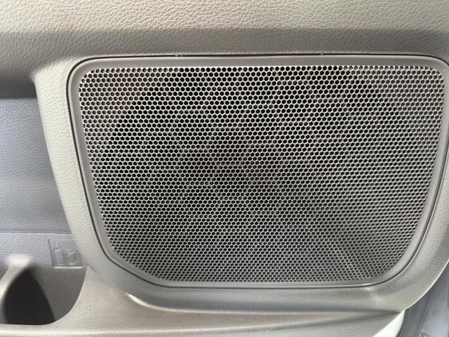 Photo of 2022 Wind Chill Pearl Toyota Sienna