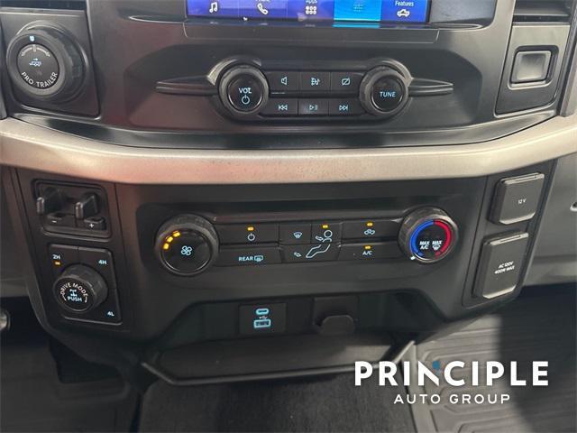 Photo of 2022 Oxford White Ford F-150