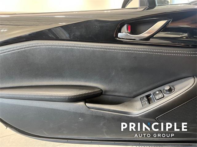 Photo of 2021 Jet Black Mica Mazda MX-5 Miata