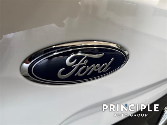 Photo of 2022 Oxford White Ford Bronco Sport