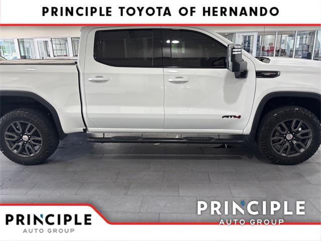Photo of 2021 Summit White GMC Sierra 1500