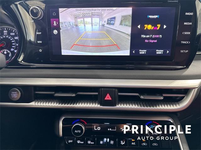Photo of 2023 Glacial White Pearl Kia K5