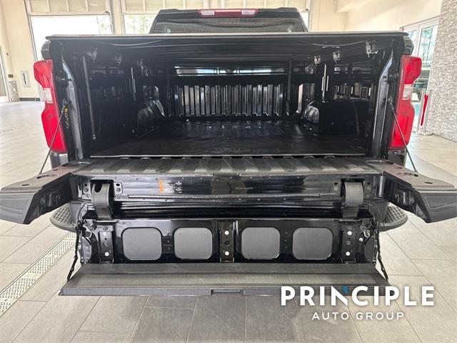 Photo of 2024 Black Chevrolet Silverado 1500