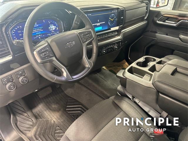 Photo of 2024 Black Chevrolet Silverado 1500