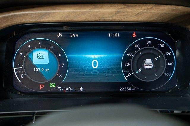 Photo of 2024 Deep Black Pearl Effect Volkswagen Atlas
