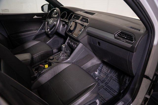 Photo of 2021 Pure White Volkswagen Tiguan