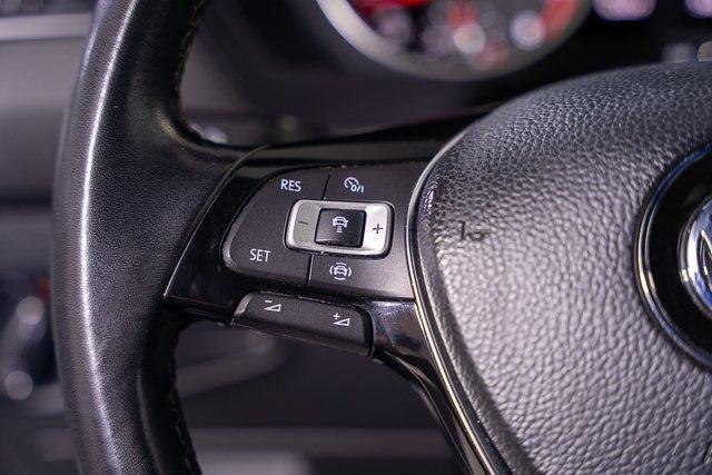 Photo of 2021 Pure White Volkswagen Tiguan