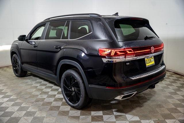 Photo of 2025 Deep Black Pearl Effect Volkswagen Atlas