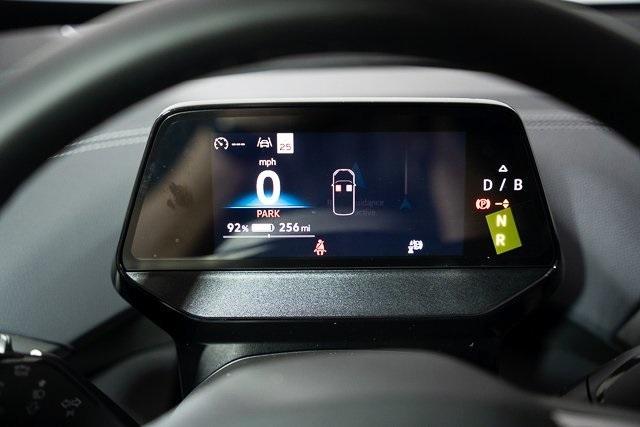 Photo of 2025 Deep Black Pearl Effect Volkswagen ID.4