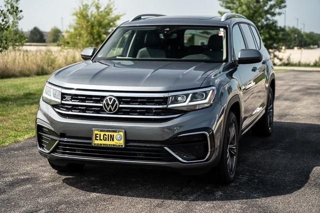 Photo of 2022 Platinum Gray Metallic Volkswagen Atlas
