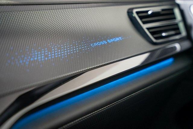 Photo of 2025 Kingfisher Blue Volkswagen Atlas Cross Sport