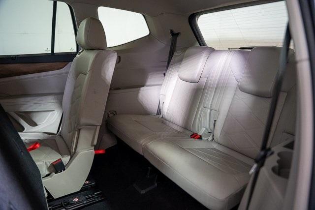 Photo of 2024 Silver Bird Metallic Volkswagen Atlas