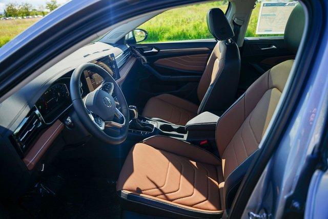 Photo of 2025 Pyrite Silver Metallic Volkswagen Jetta