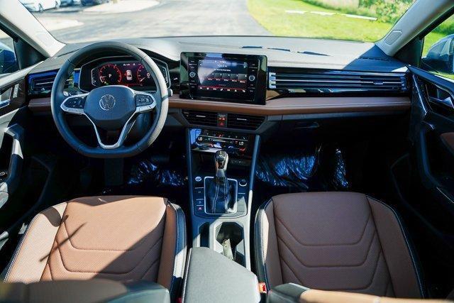 Photo of 2025 Pyrite Silver Metallic Volkswagen Jetta