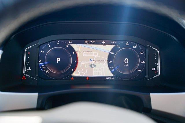Photo of 2023 Opal White Pearl Effect Volkswagen Atlas