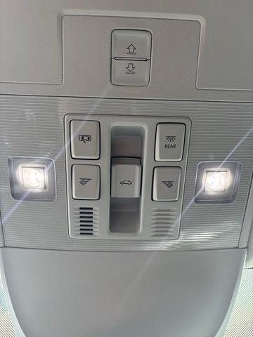 Photo of 2024 Pure White Volkswagen Taos
