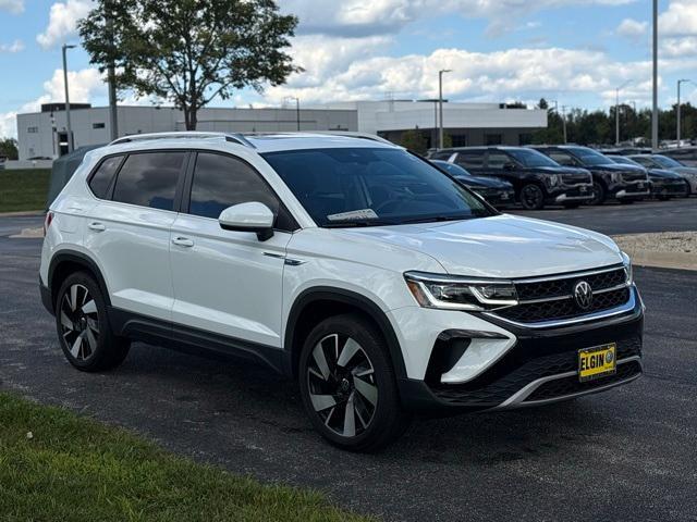 Photo of 2024 Pure White Volkswagen Taos