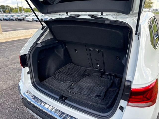 Photo of 2024 Pure White Volkswagen Taos