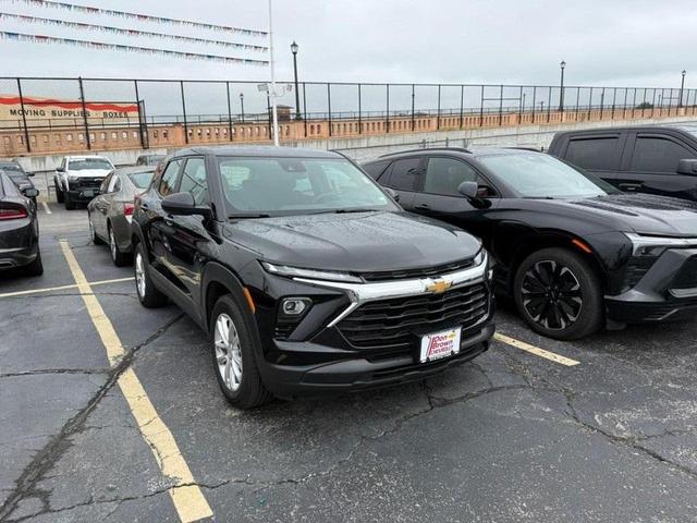 Photo of 2024 Mosaic Black Metallic Chevrolet Trailblazer
