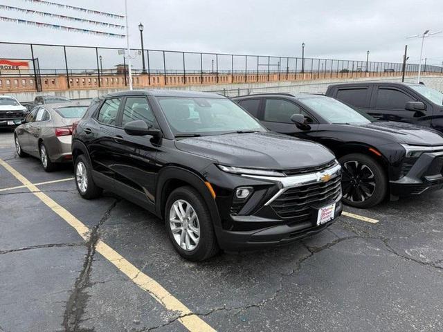 Photo of 2024 Mosaic Black Metallic Chevrolet Trailblazer