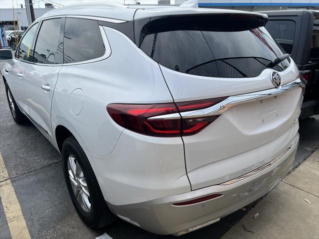 Photo of 2019 White Frost Tricoat Buick Enclave