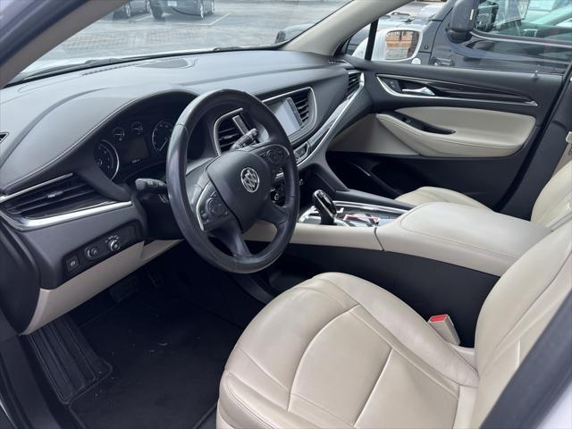 Photo of 2019 White Frost Tricoat Buick Enclave