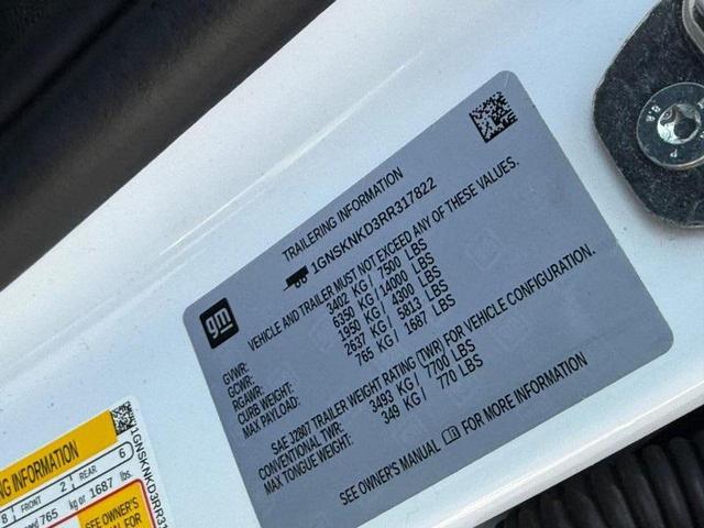 Photo of 2024 Summit White Chevrolet Tahoe
