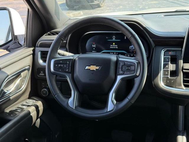 Photo of 2024 Summit White Chevrolet Tahoe