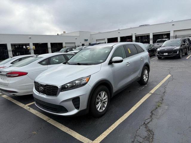 Photo of 2020 Sparkling Silver Kia Sorento