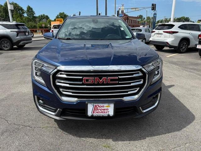 Photo of 2023 Marine Metallic GMC Terrain