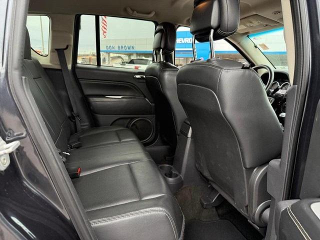 Photo of 2014 Maximum Steel Metallic Clearcoat Jeep Compass