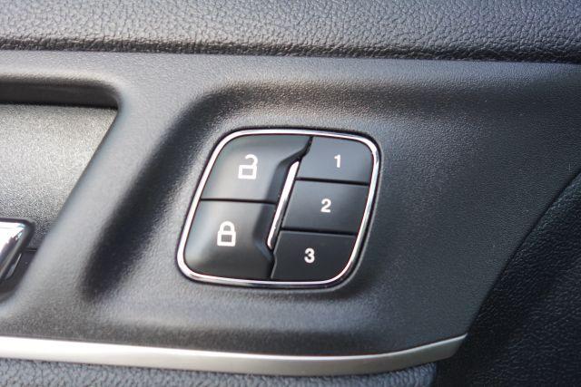 Photo of 2019 Gray Lincoln MKC
