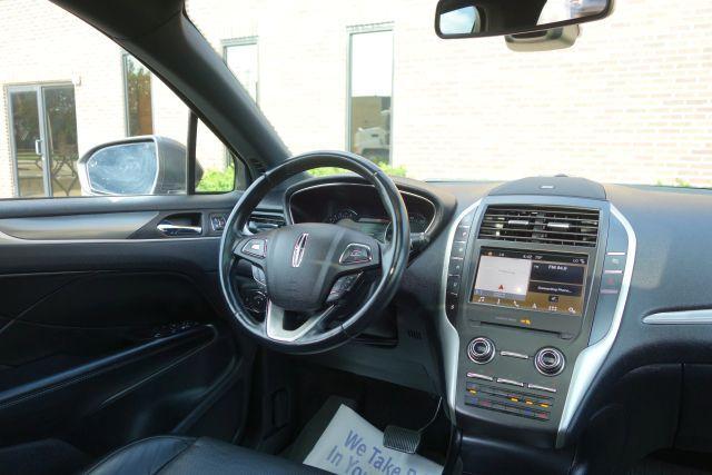 Photo of 2019 Gray Lincoln MKC