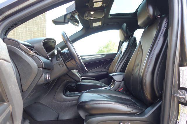 Photo of 2019 Gray Lincoln MKC