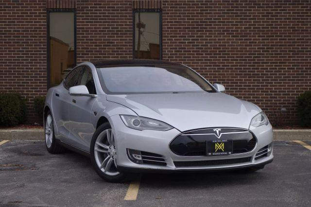 Photo of 2013 Silver Tesla Model S