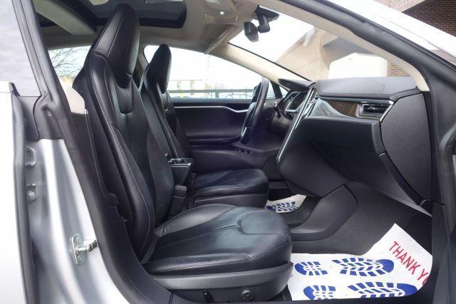 Photo of 2013 Silver Tesla Model S