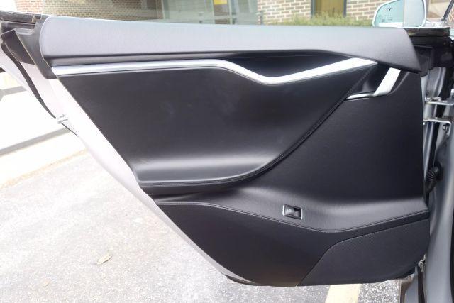 Photo of 2013 Silver Tesla Model S