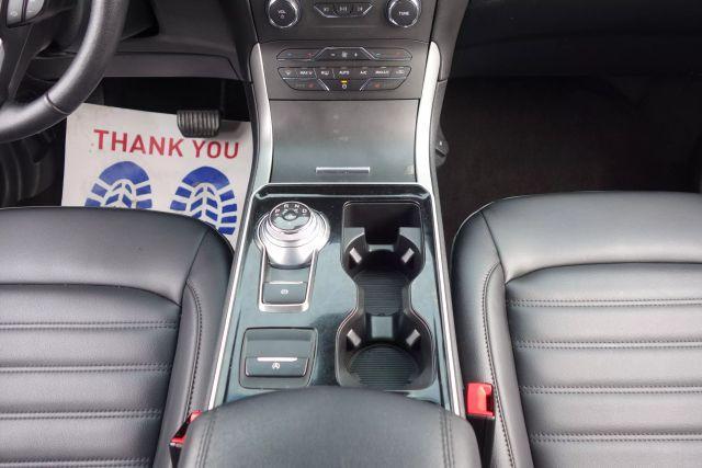 Photo of 2020 White Ford Edge