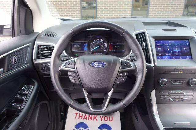 Photo of 2020 White Ford Edge