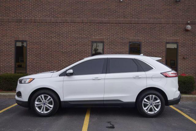 Photo of 2020 White Ford Edge