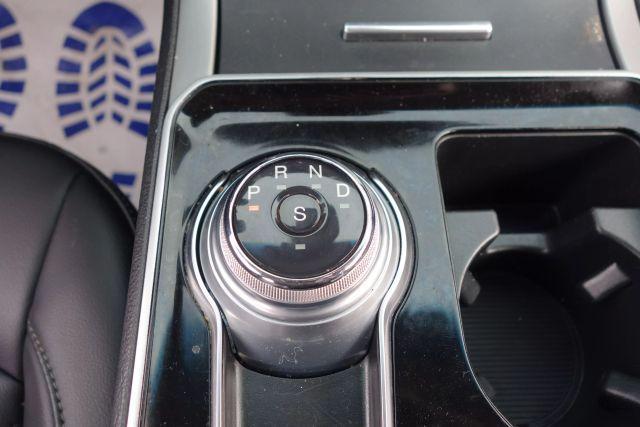 Photo of 2020 White Ford Edge